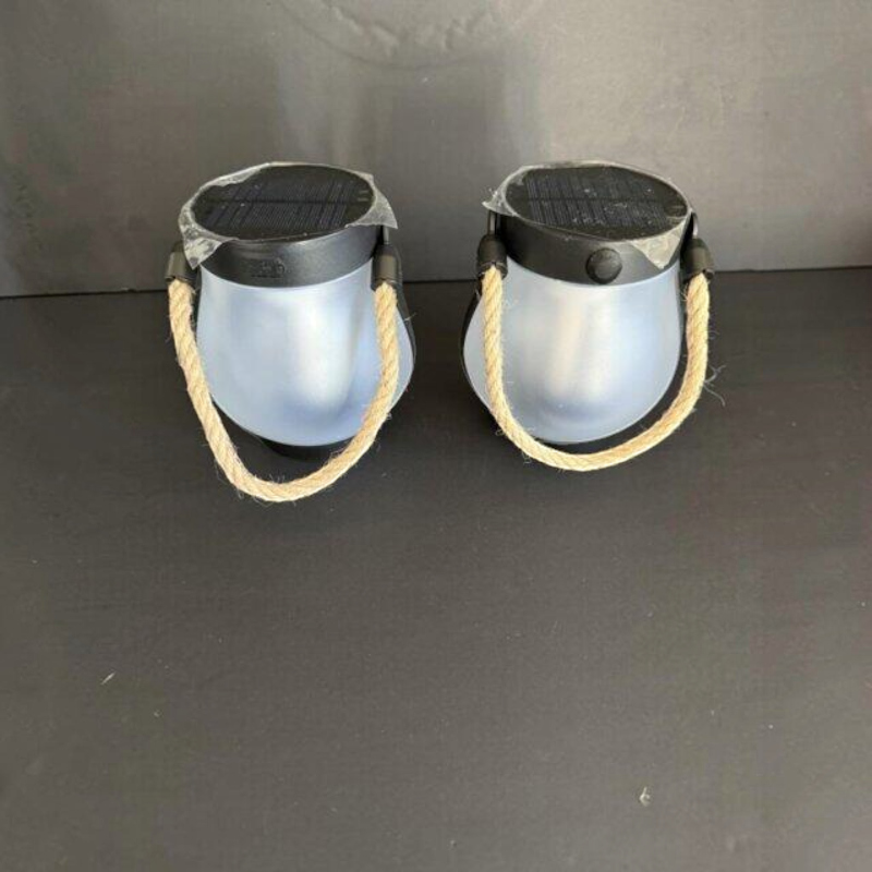 Lampe à Flamme Extérieure Noire - Lampe Suspendue Solaire & Rechargeable Type-C avec Effet 3D