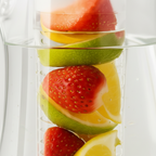 Carafe à Eau avec Infuseur de Fruits - Pichet en Tritan de 2,5 L avec Infuseur Amovible