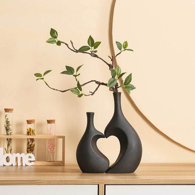 Vase en Céramique en Forme de Cœur – Vase Décoratif pour Fleurs Intérieures