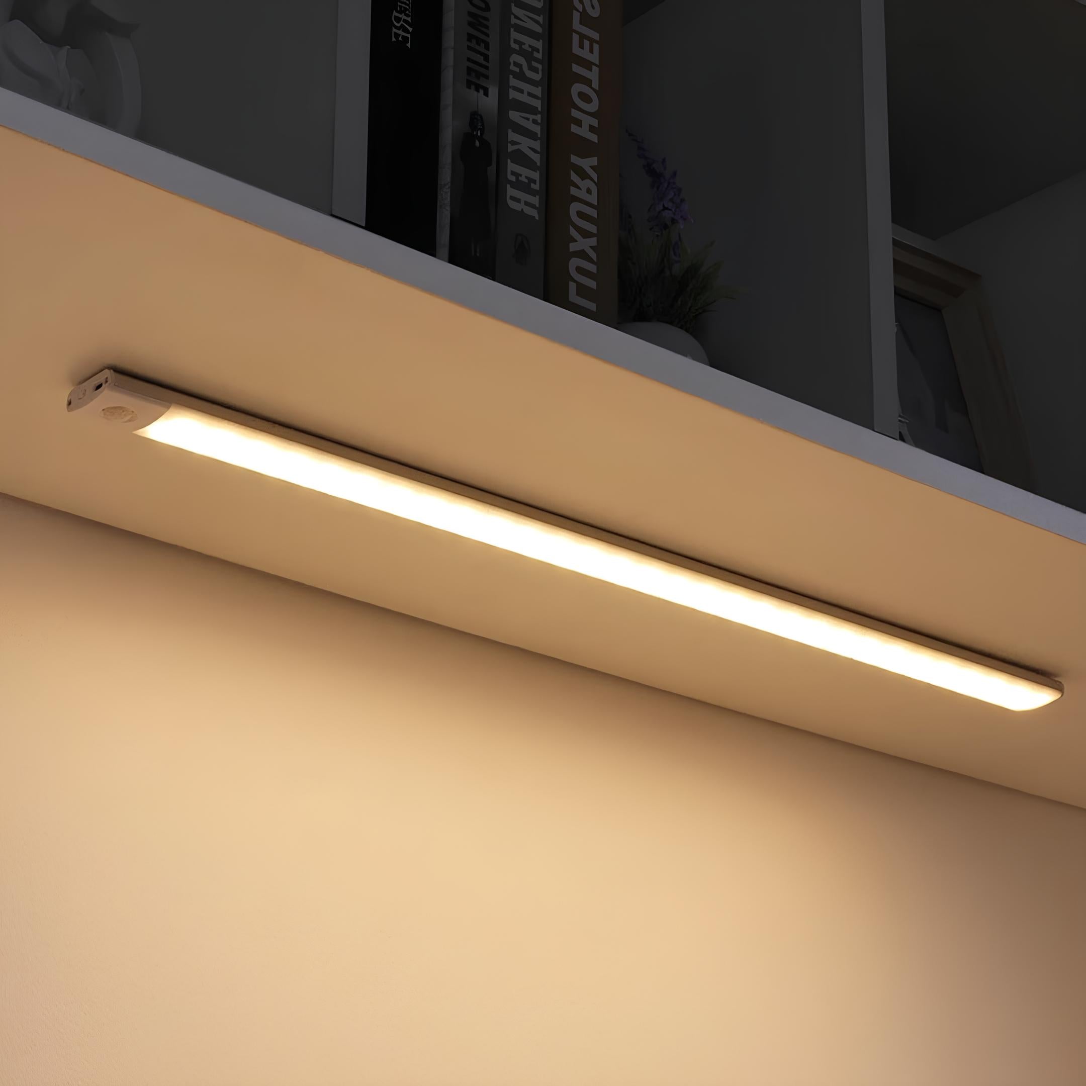Lampe Sans Fil à Détecteur de Mouvement - Éclairage LED Rechargeable USB avec Support Magnétique