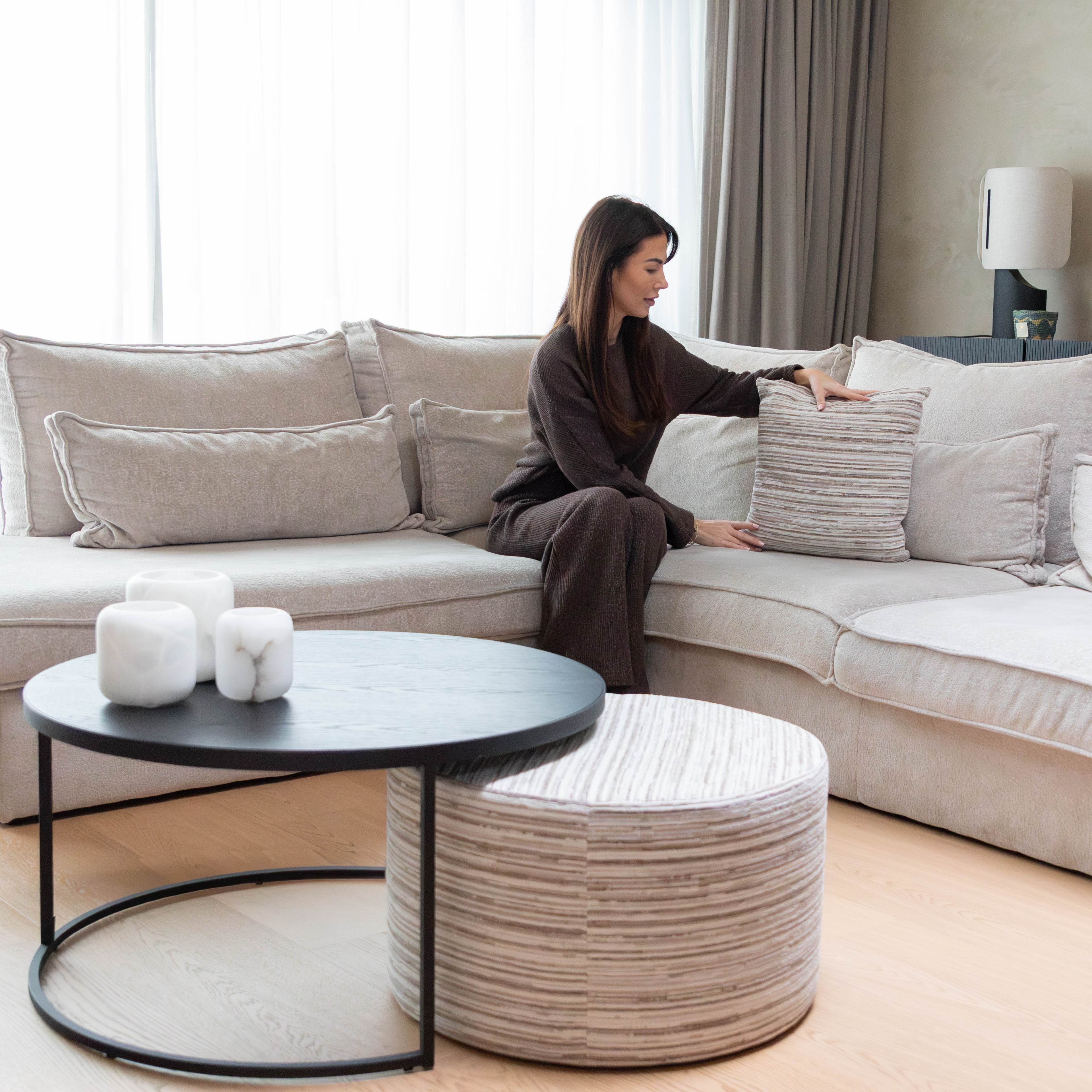 Coussin Motif Cosmos 45×45 cm – Coussin Décoratif en Polyester pour Canapé ou Lit