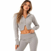 Cardigan Court en Maille Femme - Coupe Ajustée avec Capuche et Fermeture Éclair