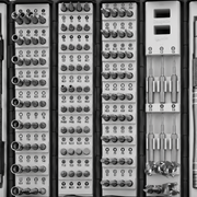 Set de Tournevis de Précision 16-en-1 - Porte-Embout Magnétique avec 16 Embouts Interchangeables