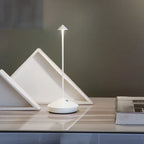 Lampe de Table LED Sans Fil - Éclairage Dimmable Rechargeable USB en Aluminium et Polycarbonate