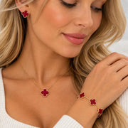 Ensemble de Bijoux Dorés - Collier à Pendentif en Laiton avec Boucles d'Oreilles Assorties