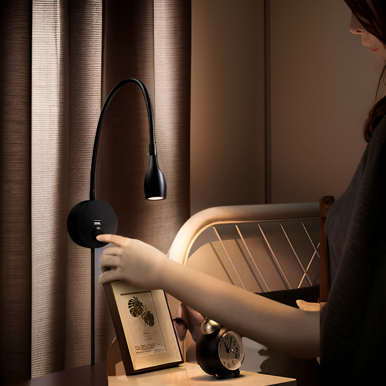 Applique Murale 2-en-1 à Commande Tactile - Lampe LED Rechargeable par USB pour Lecture