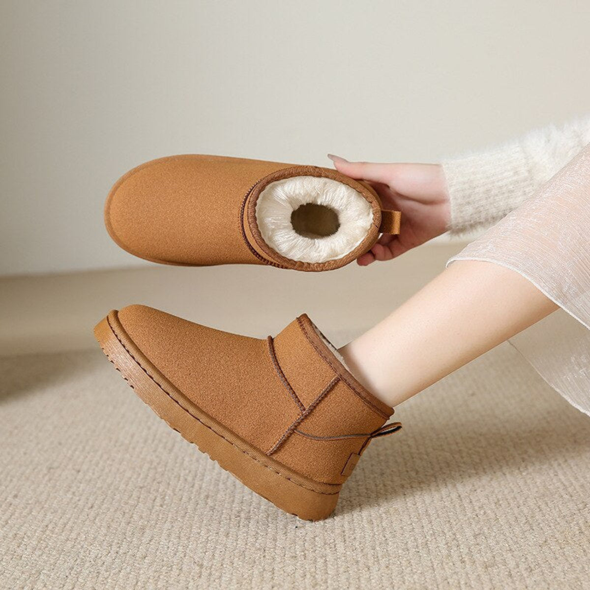 Bottines Mini en Peau de Mouton - Doublure en Fourrure et Design Résistant à l'Eau